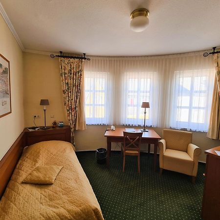 Hotel Zur Post Waldbreitbach Exteriér fotografie