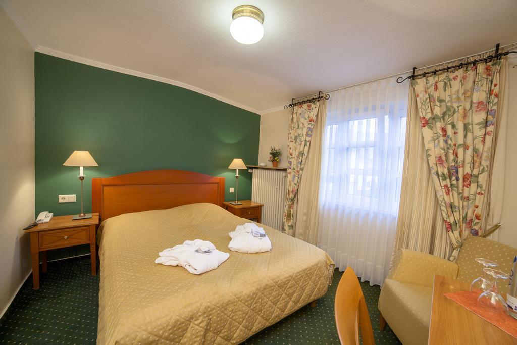Hotel Zur Post Waldbreitbach Exteriér fotografie